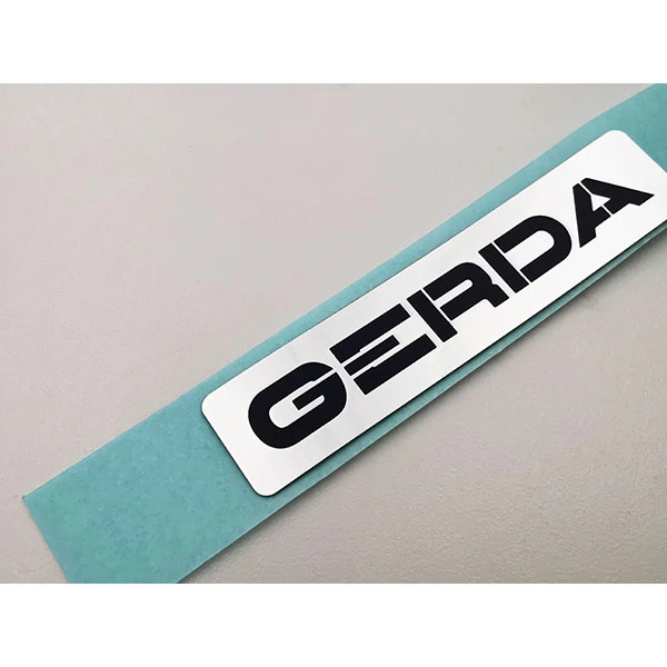 Insignia de metal adhesivo electroplacado