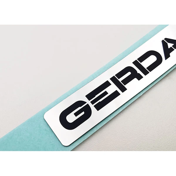Insignia de metal adhesivo electroplacado
