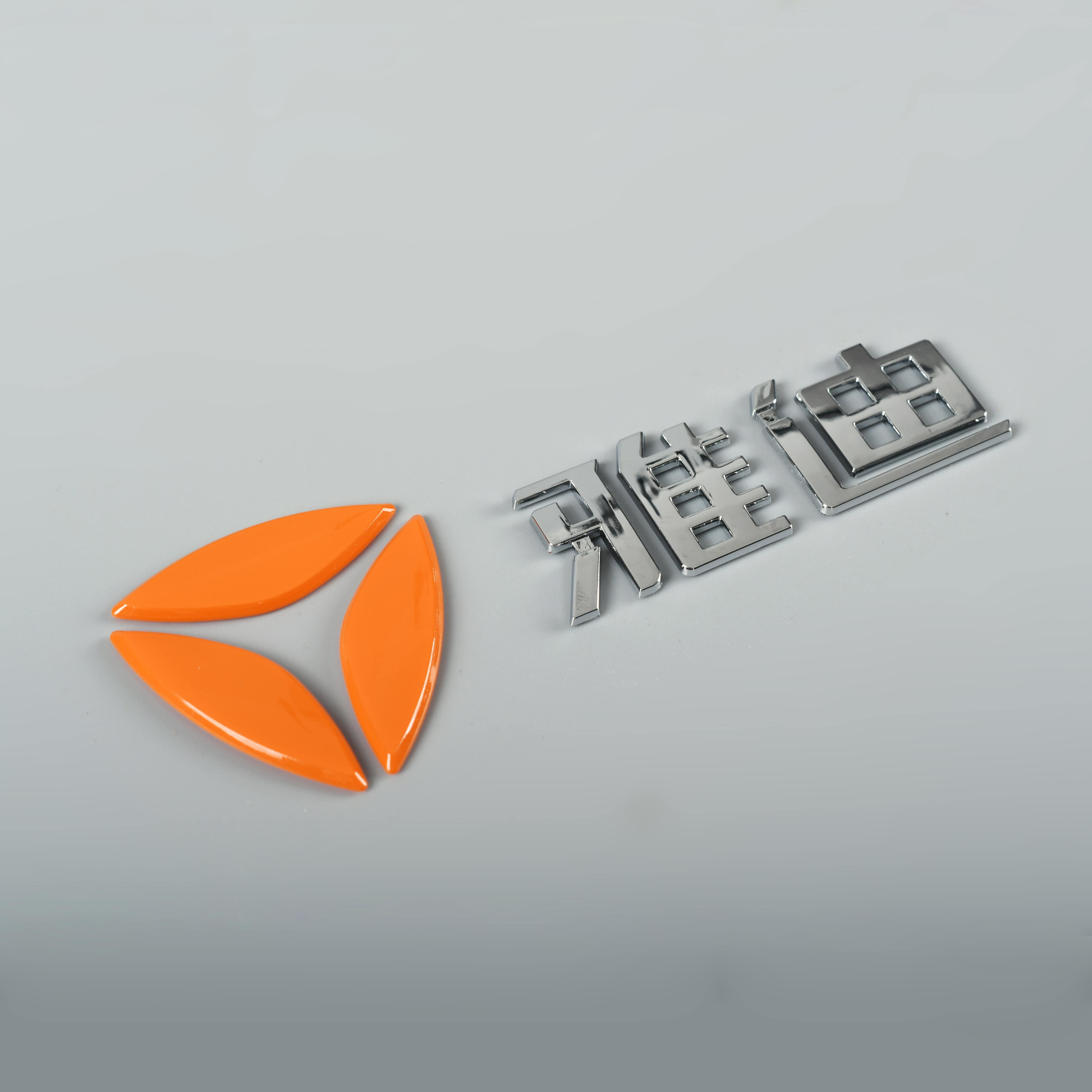 Etiqueta adhesiva de motocicleta 3D, insignia de ABS de plástico cromado con logotipo