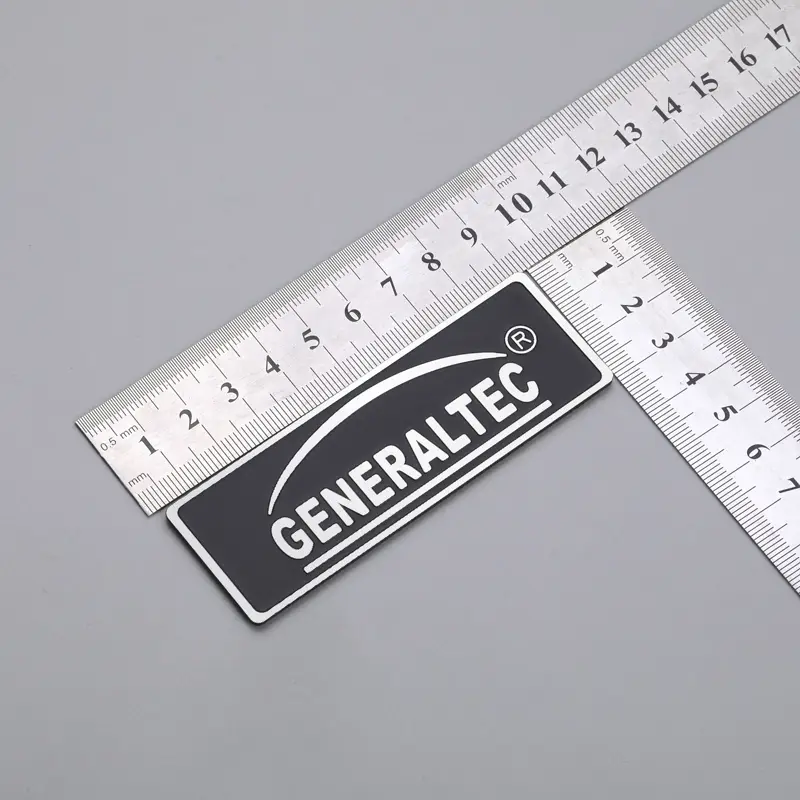 Emblema de aluminio 3D.