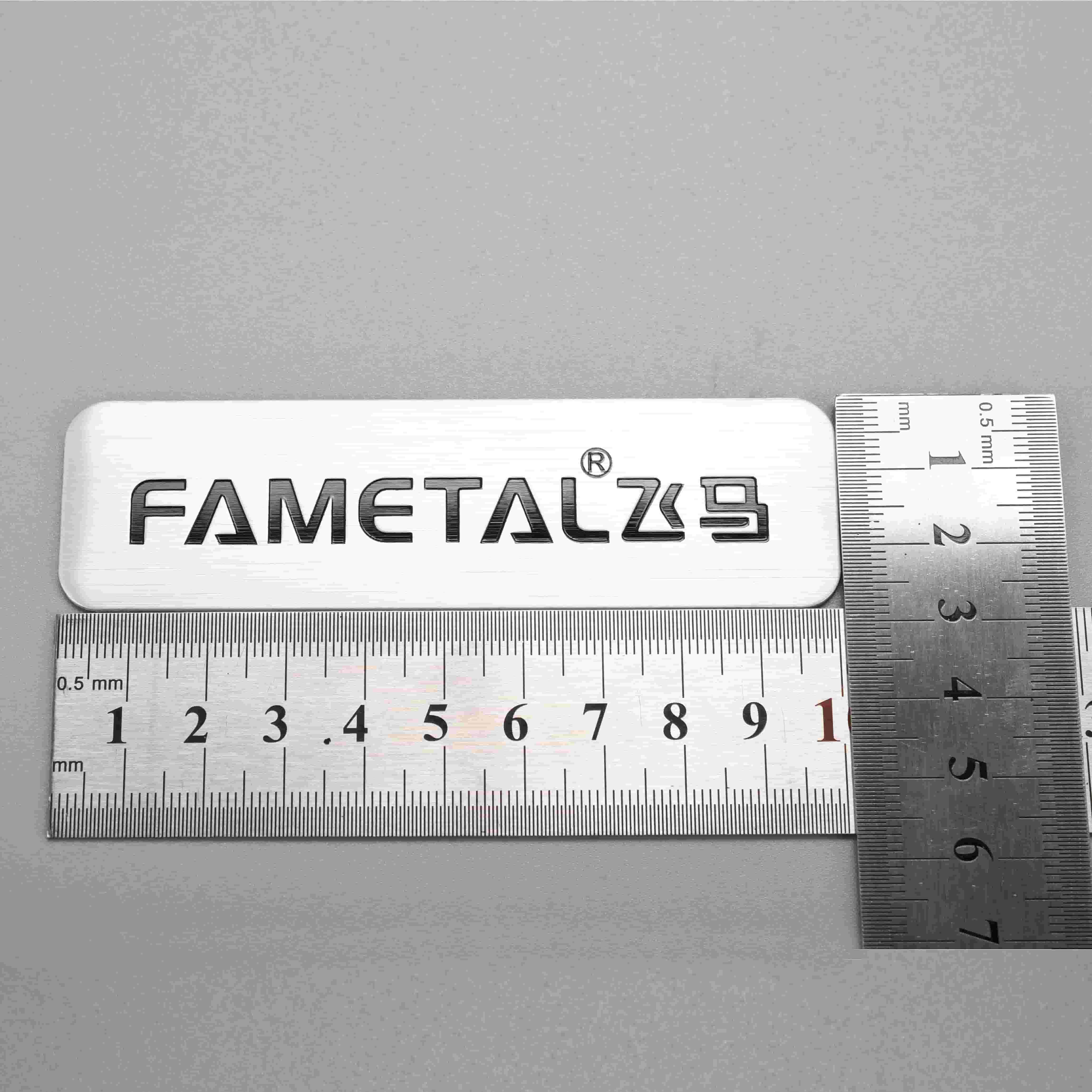 Etiqueta de equipo de aluminio