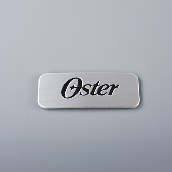 Logo grabado metal Tags
