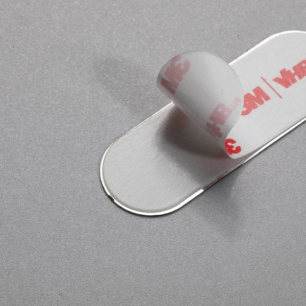 Etiqueta de aluminio con logotipo