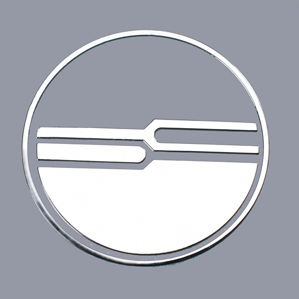 Etiqueta con logotipo de níquel