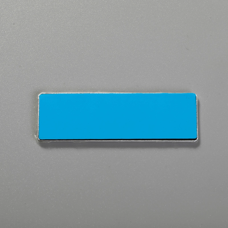 Adhesivos con logotipo de marca de aluminio para equipos